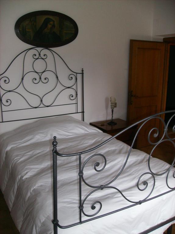 Ferienwohnung Il Vecchio Cipresso San Gimignano Exterior foto