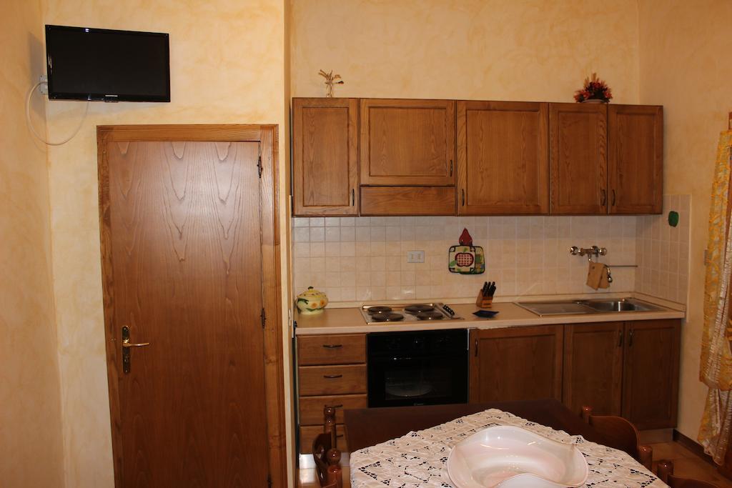 Ferienwohnung Il Vecchio Cipresso San Gimignano Zimmer foto